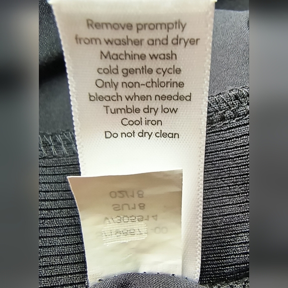 Athleta Black Brooklyn Mid Rise Wrinkle Resistant Ankle Jogger Breathable Pant 6 - Picture 5 of 12